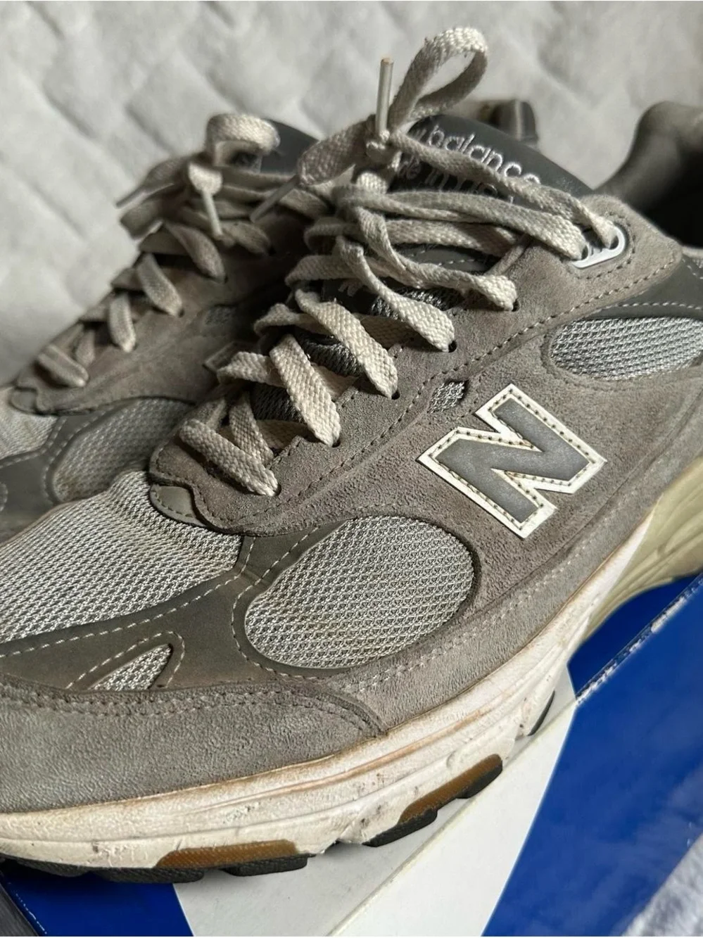 New Balance Men's 990v4 Gray Suede & Mesh Sneakers size 13